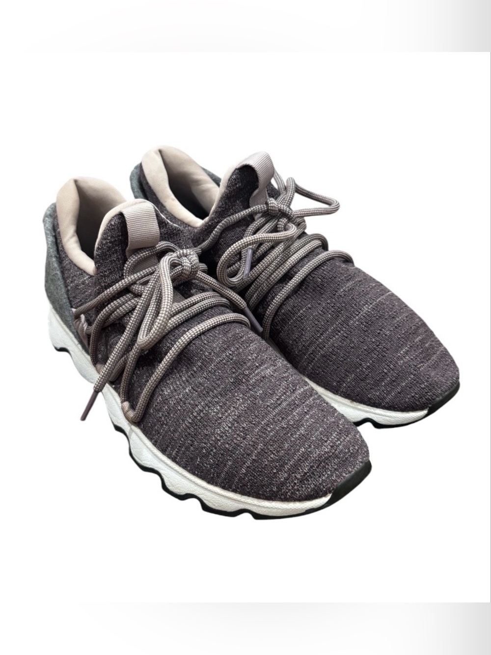 Sorel Kinetic Gray Purple Sage Colorway Sneakers - Women’s Size 9
